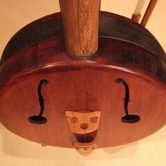 リサイクルカービング　擦弦楽器　樽の画像