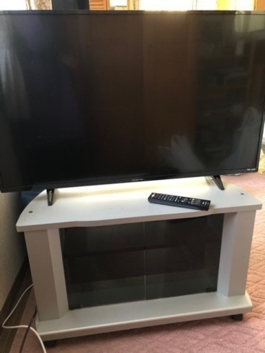 中古2020年製テレビとテレビ台セット