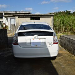 トヨタ　プリウス　車検R4年8月　走行距離28300ｋｍの画像