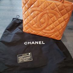 CHANEL 復刻トート エナメルピンク