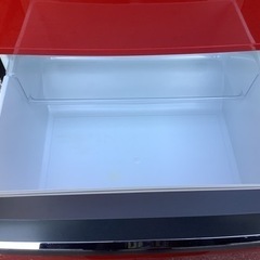 中古　三菱冷蔵庫　370L   レッドの画像