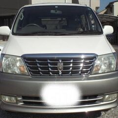 ●平成13年3月登録のグランドハイエース 4WD