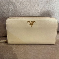 ※値下げ！！　　美品！！PRADA プラダ　長財布