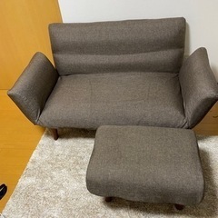 3/12まで掲載　ソファー＆オットマン　ブラウン　中は汚れありで...