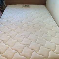 ダブルベッドお譲りしますの画像