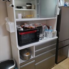 120サイズです　ニトリ　食器棚　中古　まあまあキレイ