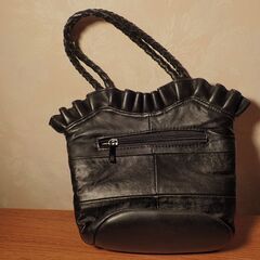 中古　黒本革　レディースバッグ　２点セットの画像