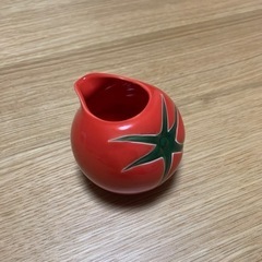 トマトの形のお皿