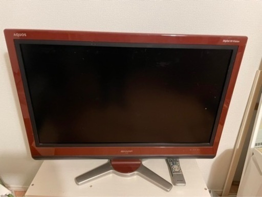 シャープ　AQUOS 32型テレビ