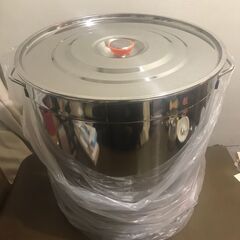 新品未使用　業務用ステンレス大型50ｃｍ蓋つき寸胴100L　芋煮...
