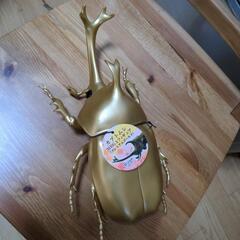 カブトムシ　メガフィギュア　プレミアムゴールドの画像