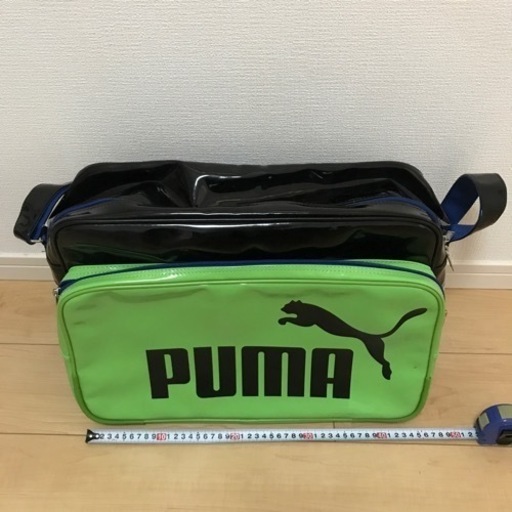 PUMA エナメルバック