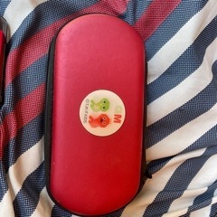 psp3000 本体画面保護シート貼ってあります。　