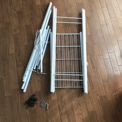 タオル掛け付き　ランドリーラックの画像