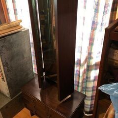 三面鏡付きドレッサー　！アクセサリー類入り！の画像
