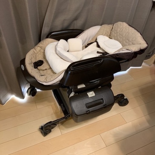 コンビ　ネムリラ　オートスイング　combi ホワイトレーベル　エッグクッション