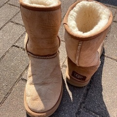 UGGムートンブーツ