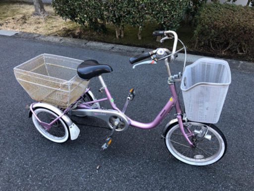 ブリジストンワゴン　三輪自転車　ミンナ　カバー付き