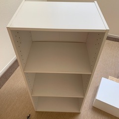 3段の本棚　白の画像