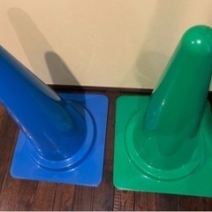 カラーコーン2個セットの画像
