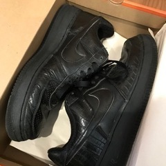 NIKE AIR FORCE1 premium クロコ柄　トリプルブラック