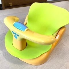 アップリカ　お風呂チェアの画像
