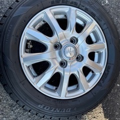 DUNLOP スタッドレスタイヤ　※只今交渉中