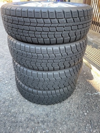 DUNLOP スタッドレスタイヤ　※只今交渉中