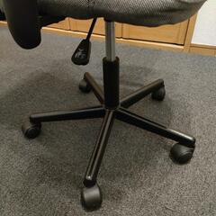 椅子 オフィスチェアの画像