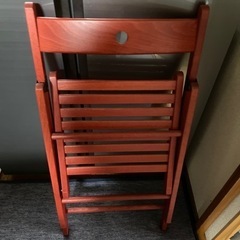 IKEA 折り畳み椅子の画像