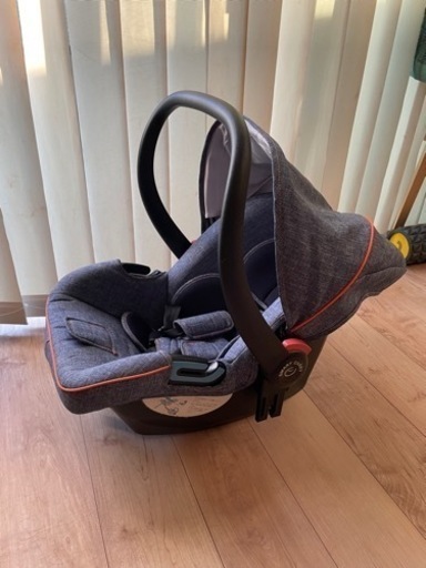 日本育児　チャイルドシート　スマートキャリー　ISOFIX