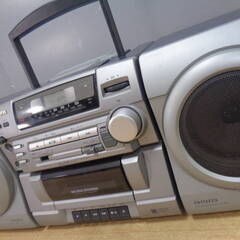 ☆★無料！◆aiwa◆アイワ CDラジカセ XG-E10 199...