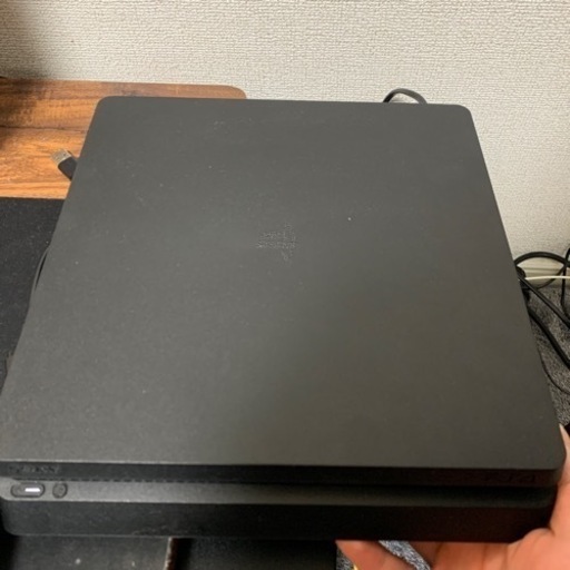 PS4本体プレステ4本体