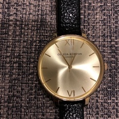 Olivia Burton London ゴールド　腕時計