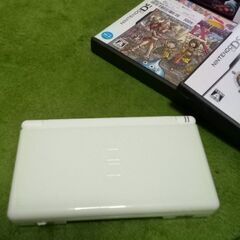 nintendoDSlite  任天堂ＤＳライト中古　ソフト6本付きの画像