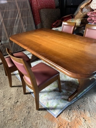 ダイニングテーブル　飛騨産業　キツツキ