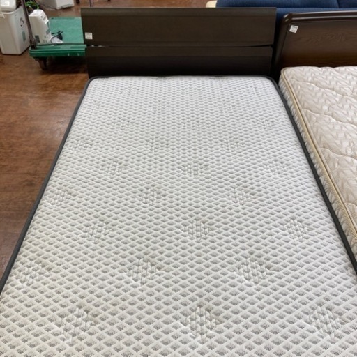 Granz シングルベッド　入荷致しました！