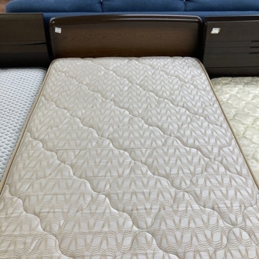 シングルベッド入荷しました！