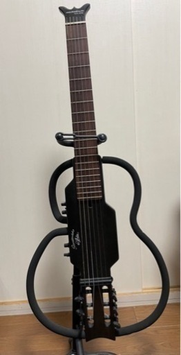 ARIAサイレントギター　ほぼ新品　スタンドも付けますお値下げ