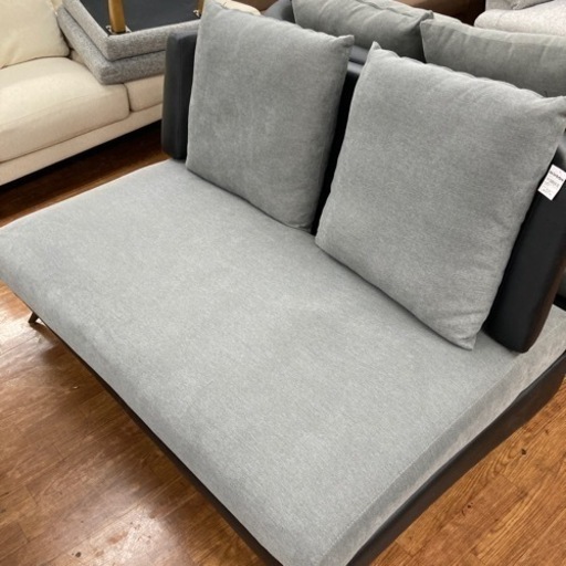 ニトリの2人掛けソファ　グレー入荷しました！