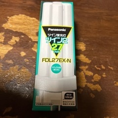 新品、未使用品です。コーナン、カインズよりも安いです。パナソニックツイン2.27ワットナチュラル色、昼白色の画像