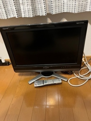 SHARP AQUOS 20型液晶テレビ