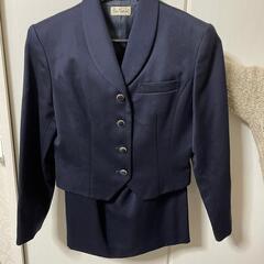 美品！複数ご購入で10%引！レディーススカートスーツ上下