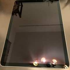 ★値下げ★美品iPad Air 第4世代10.9インチ 64GB Wi-Fiモデル MYFM2J/A スペースグレイの画像