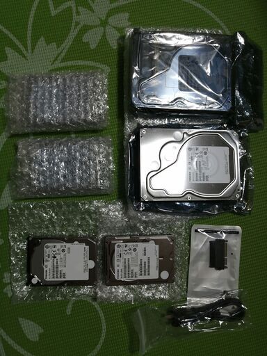 ハードディスク　SASHDD　総計10TB以上
