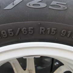 30プリウス ZVW30 前期 15インチホイールタイヤ付き！の画像