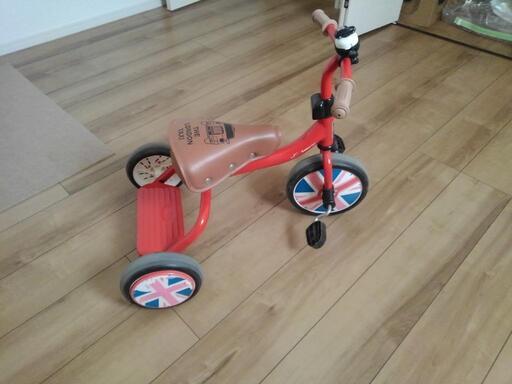 三輪車　ロンドンタクシー