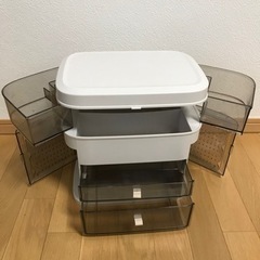 コスメボックスの画像