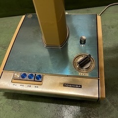 TOSHIBA 昭和レトロ　扇風機の画像