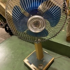 TOSHIBA 昭和レトロ　扇風機